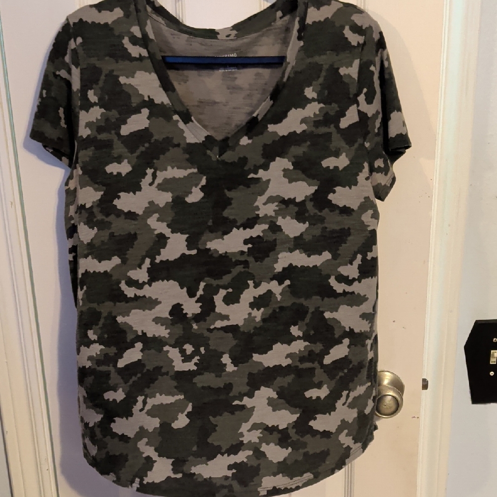 Mossimo Supply Co. Camo Tee